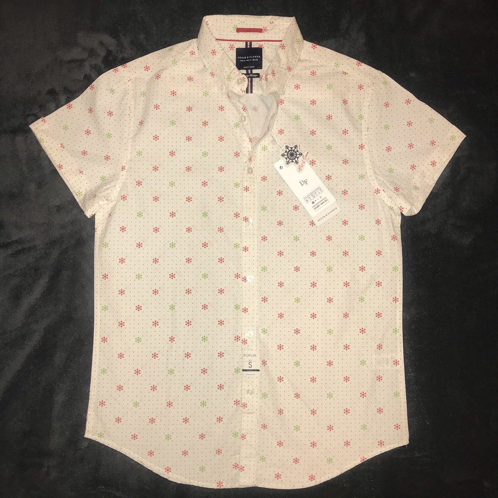 ❄💚❤NWT Denim & Flower Shirt❤💚❄